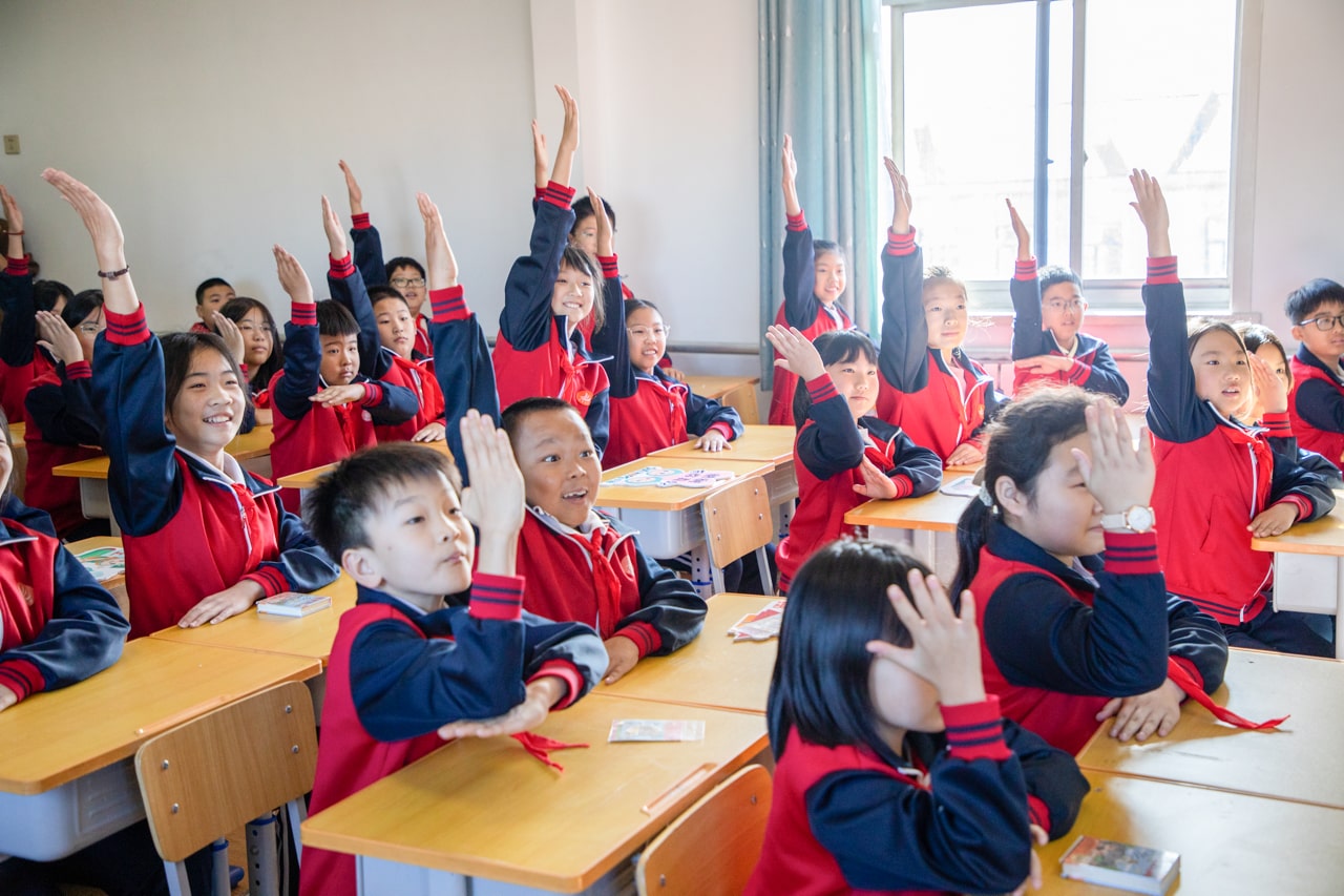 天津高校大学生记者走进壹贰博网页版公益小学开展“书香悦读,筑梦成长”活动 天津高校大学生记者走进壹贰博网页版公益小学开展“书香悦读,筑梦成长”活动